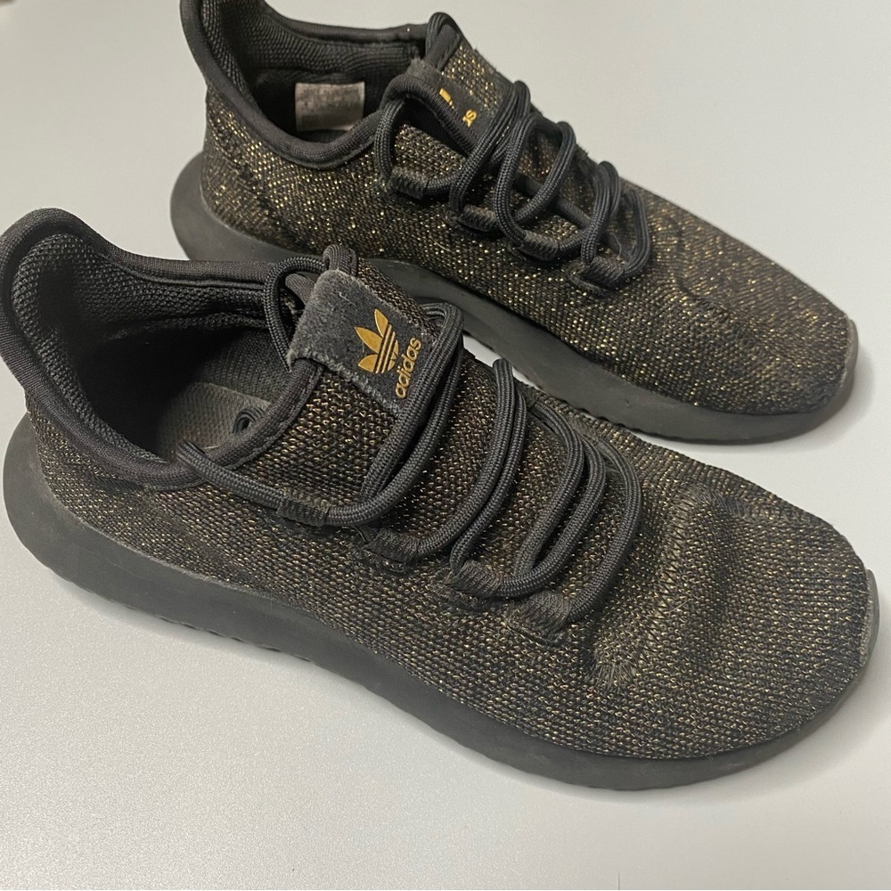 Adidas tubular shadow girls shoes Sz 4 black gold - Picture 3 of 10